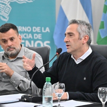 Larroque definió a Javier Milei como una “catástrofe política”