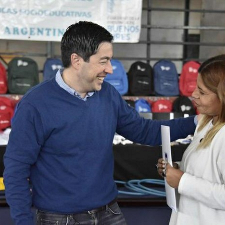 Malvinas Argentinas: Nardini celebró la entrega de kits didácticos en Centros Socioeducativos