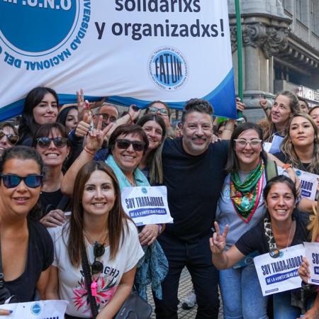 "Hacía tiempo que no me sentía tan orgulloso de ser argentino", dijo un intendente tras la masiva marcha universitaria