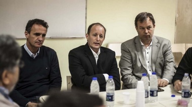 Intendentes piden a Insaurralde candidato