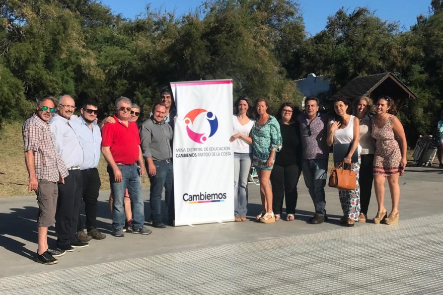 Con presencia de referentes y dirigentes se constituyó la Mesa Distrital de Educación