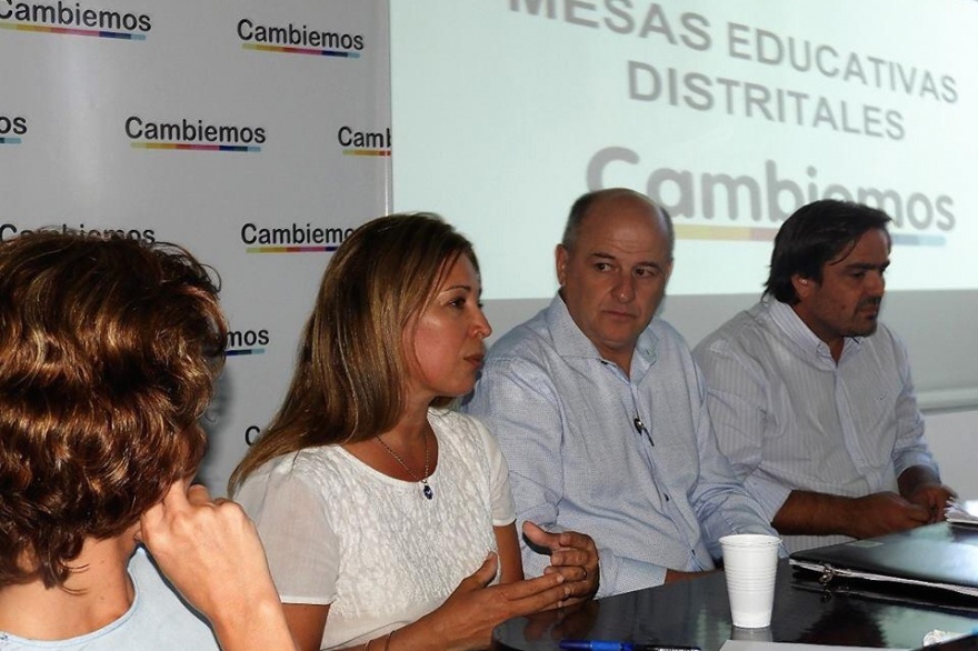 "Durante décadas tuvimos gobernantes que bastardearon el sistema educativo"