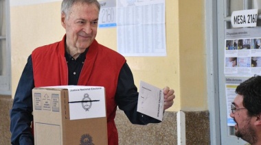 Schiaretti: "El mejor homenaje a 40 años de democracia es ir a votar"