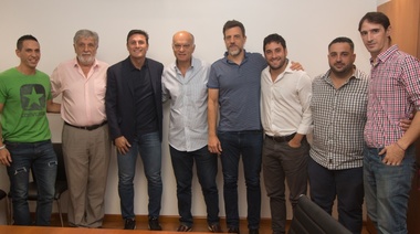Lanús: Firmaron un convenio para la construcción de un polideportivo