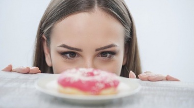 Combatir la ansiedad: cuáles son los 8 alimentos que se deben evitar en la dieta diaria
