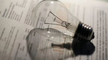 Defensoría del Pueblo rechaza suba de hasta el 55% de luz en la provincia