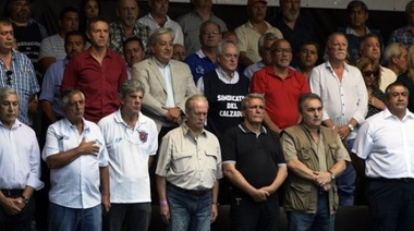 Multitudinaria marcha contra el Gobierno Nacional