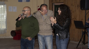 Precandidato acompañó a jubilados en Morón