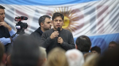 Kicillof visita Escobar, Tigre y junto a  Alberto Fernández recorre La Matanza