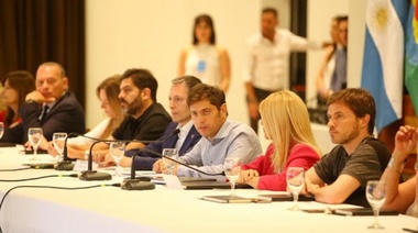 Axel Kicillof y su gabinete participan de una capacitación en género