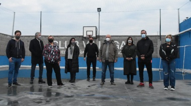 Nicolás Russo participó de la inauguración de un mural en homenaje a la Selección y recorrió clubes
