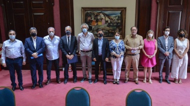 Provincia de Buenos Aires: se firmaron escrituras de tierras destinadas a vivienda y equipamiento social