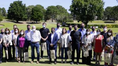 Axel Kicillof se reunió con representantes del sector productivo en Villa Gesell
