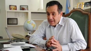 Finocchiaro cuestionó a las Provincias que piden pase sanitario para ir a la escuela