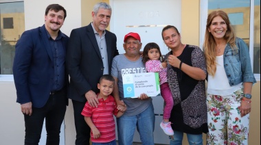 Avellaneda: se entregaron viviendas en el marco del Programa Reconstruir