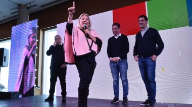 Carrió cerró el congreso de la Coalición Cívica bonaerense: “Hoy no se puede ser neutral”
