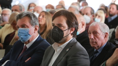 Kreplak instó a no dejar de usar el barbijo ante el “moderado” aumento de casos de Covid