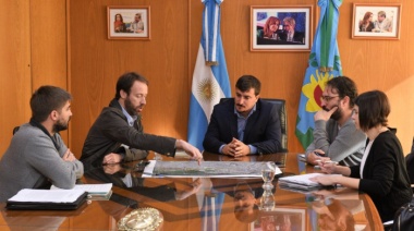 La Provincia entregó tierras que permitirán poner en valor espacios públicos de Avellaneda