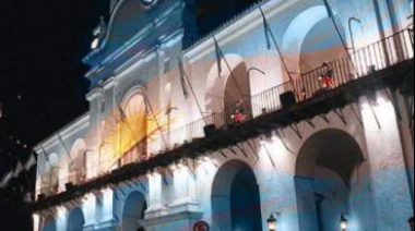 Funcionarios y legisladores se manifestaron en el Día de la Patria