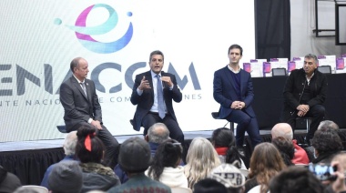 Massa sostuvo que "la tecnología nos está cambiando el trabajo y la vida"