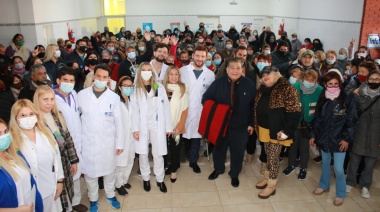 En José C. Paz se realizó la primera entrega de 5000 anteojos del programa Salud Visual