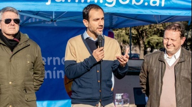 Para Petrecca, “la situación económica está agravada por la interna del FdT”