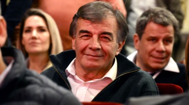 Miguel Bazze: "Hay que cerrar ministerios y achicar el gasto público"