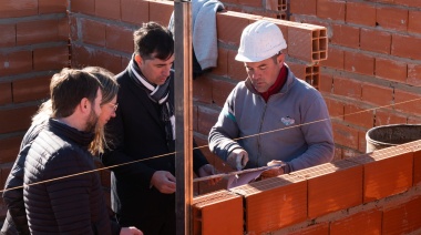 Flexas destacó que el hospital municipal está al nivel de las mejores clínicas privadas