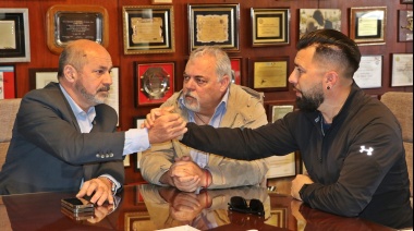 Ensenada: Secco anunció un aumento para municipales