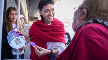 Mayra Mendoza presentó la tarjeta de beneficios "Somos Quilmes"