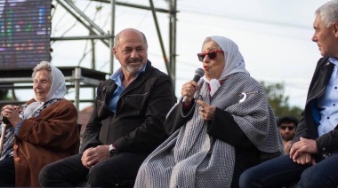 Secco, junto a Hebe de Bonafini, inauguró el Parque Madres de Plaza de Mayo
