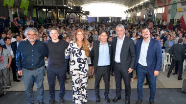 Kicillof defendió el modelo de tarifas, los créditos para pymes y la administración del comercio