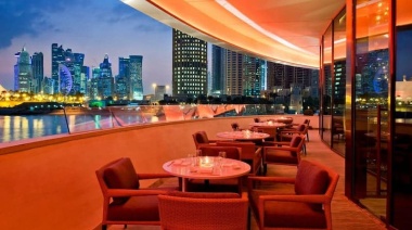 ¿Cuánto sale una cena o almuerzo en Qatar?