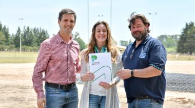 Más obras para San Vicente: el intendente firmó dos convenios con Fundación Banco Provincia