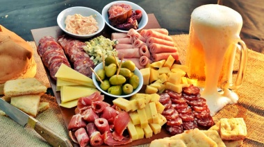 Comida para la final: ¿Cuánto vale una picada?