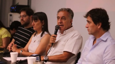 Pitrola lanzó su precandidatura a gobernador: “Somos la izquierda que desnuda al kirchnerismo”