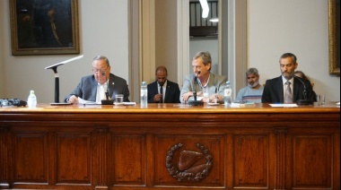 Con reclamos fuera y dentro del Concejo, el intendente de Tandil pronunció su discurso de gestión