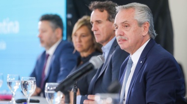 Alberto Fernández: "El que piensa que una universidad sobra debe saber que el que sobra es él"