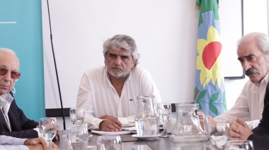 “Hay que rever el acuerdo con el Fondo y priorizar el salario de los trabajadores”, insistió Correa