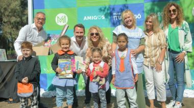 Descalzo entregó materiales educativos a más de 30 instituciones de Ituzaingó