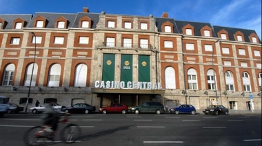 Trabajadores de casinos llevan sus reclamos a Mar del Plata