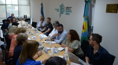 La Provincia convocó a docentes y estatales a negociar paritarias
