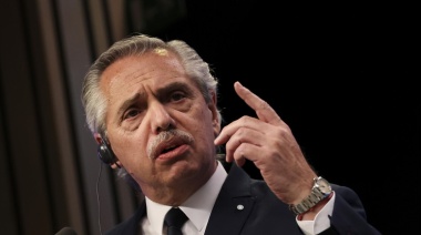 Alberto llamó a "defender más que nunca" la democracia