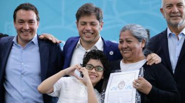 Más de 500 vecinos de Florencio Varela ya tienen las escrituras de sus casas