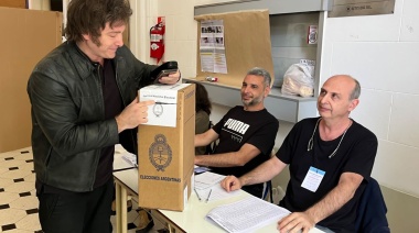 Con un amplio despliegue de seguridad votó Milei: "Ahora que hablen las urnas"
