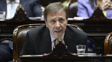 El jefe de los diputados libertarios afirmó que “trabaja para sacar el 100% de la ley ómnibus”