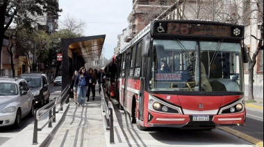 Transporte más caro: Proponen aumentos del 251% en colectivos y 169% en trenes desde febrero