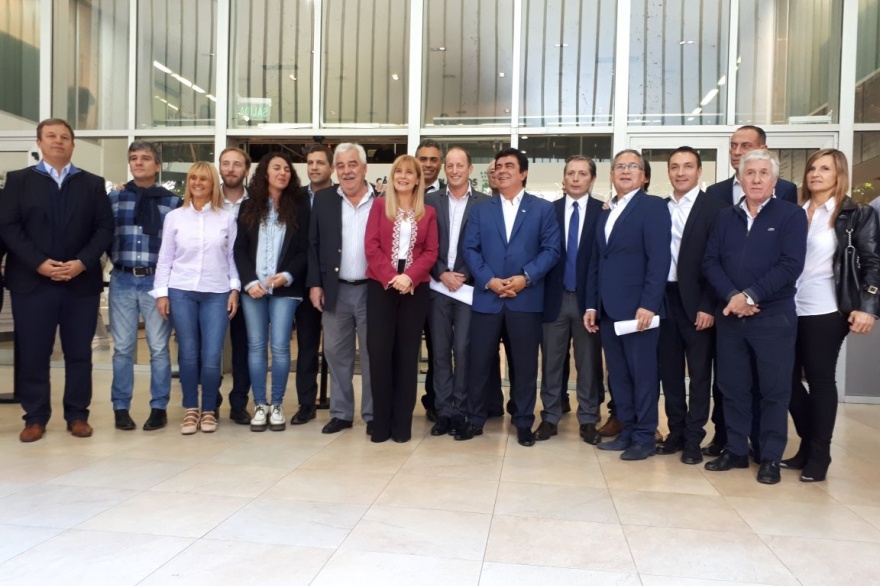 Intendentes peronistas se reúnen para pedir seguridad