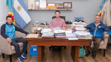 Alem le hace frente a la motosierra y entrega asistencias técnicas para Deportes y Cultura