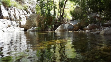 Aguas cristalinas en la provincia de Buenos Aires ideal para hacer una escapada